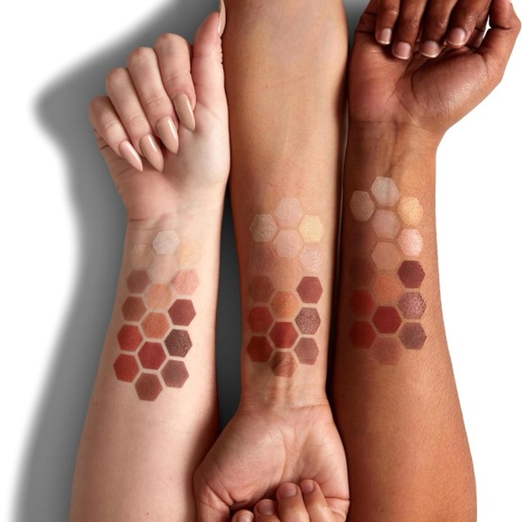 NYX Ultimate Shadow Palette - Picture 6 of 8